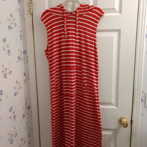 Rouge Dresses & Skirts - 😍SALE 5/$20 Rouge Striped Maxi with hoodie